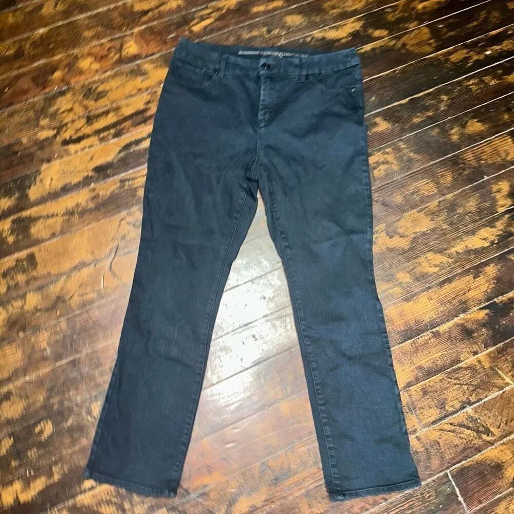 Chicos girlfriend straight leg minimalist 2/12 stretchy jeans